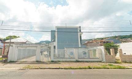 Casa para venda  no Bairro JARDIM CARVALHO em Porto Alegre