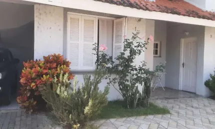Casa com 2 quartos à venda em Cecília, Viamão 