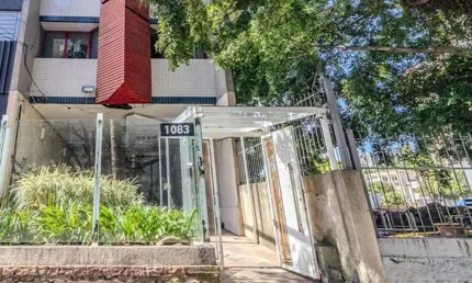 Sala para venda  no Bairro Menino Deus em Porto Alegre