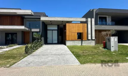 Casa em Condomínio para venda  no Centro de Xangri-lá