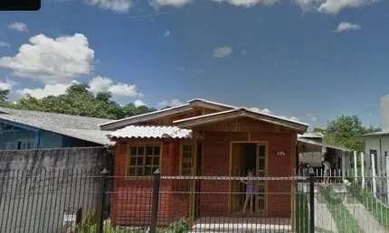 Casa para venda  no Bairro Ponta Grossa em Porto Alegre