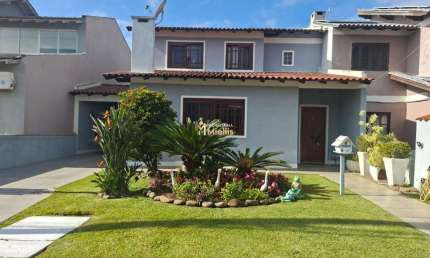 Linda Casa à Venda no Condomínio Cantegril – Conforto, Espaço e Qualidade de Vida!