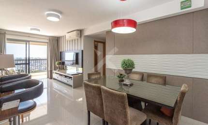 Apartamento para venda  no Bairro Três Figueiras em Porto Alegre