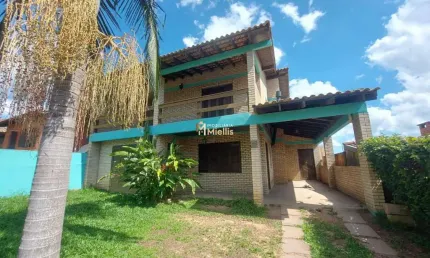 Imóvel com varanda à venda em Viamão, Krahe, com 184.09m² de área construída