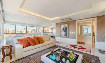 Apartamento para venda  no Bairro Bela Vista em Porto Alegre
