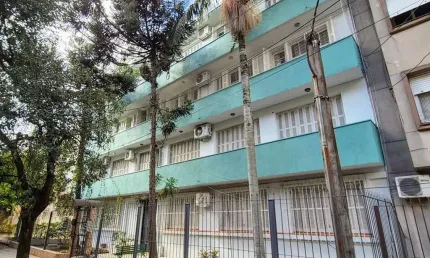 Apartamento para venda  no Bairro Santana em Porto Alegre