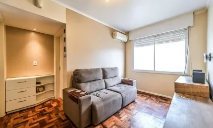 Apartamento para venda  no Bairro Camaquã em Porto Alegre