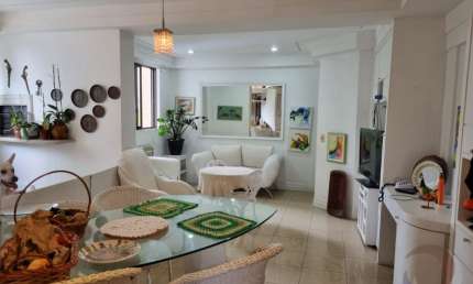 Magnífico Apartamento de 3 dormitórios no Centro de Florianópolis