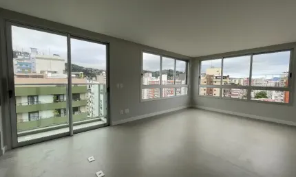 Lindo apartamento de 3 dormitórios no centro de florianópolis