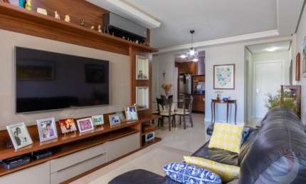 MARAVILHOSO APARTAMENTO DE 3 DORMITÓRIOS NA AGRONÔMICA