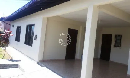 Maravilhosa casa residencial de 4 dormitórios na agronômica