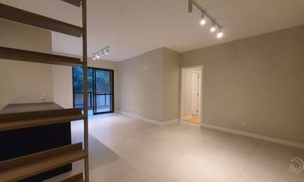 Apartamento com 3 quartos à venda na Rua Salvatina Feliciana dos Santos, 265, Itacorubi, Florianópolis