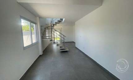 EXCELENTE CASA RESIDENCIAL DE 3 DORMITÓRIOS NO CAMPECHE