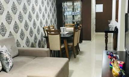 LINDO APARTAMENTO DE 2 DORMITÓRIOS NO CENTRO DE FLORIANÓPOLIS