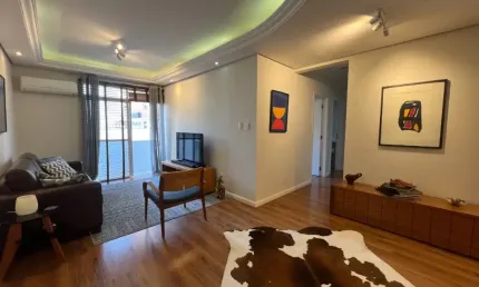 Excelente apartamento de 3 dormitórios no centro de florianópolis