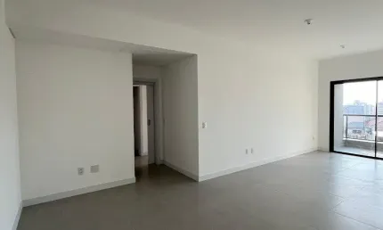 EXCELENTE APARTAMENTO DE 3 SUÍTES NO CENTRO DE FLORIANÓPOLIS
