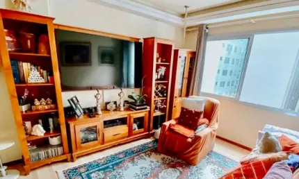 LINDO APARTAMENTO DE 3 DORMITÓRIOS NO CENTRO DE FLORIANÓPOLIS