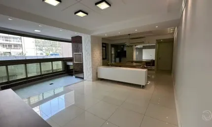 Ótimo apartamento de 3 dormitórios no centro de florianópolis