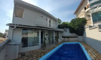 Casa com 3 quartos à venda na Rua João Carvalho, 000, Agronômica, Florianópolis