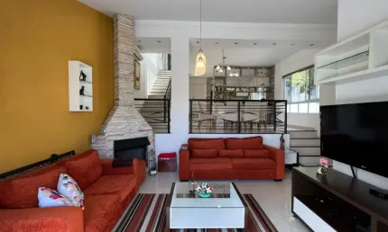 ÓTIMA CASA RESIDENCIAL DE 3 DORMITÓRIOS NO PANTANAL