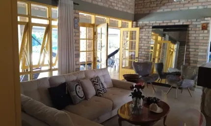 ÓTIMA CASA RESIDENCIAL DE 4 DORMITÓRIOS NO SANTO ANTÔNIO DE LISBOA