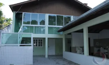 LINDACASA RESIDENCIAL DE 2 DORMITÓRIOS NO SANTO ANTÔNIO DE LISBOA