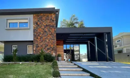 LINDA CASA RESIDENCIAL DE 3 DORMITÓRIOS NO SANTO ANTÔNIO DE LISBOA