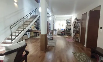 LINDA CASA RESIDENCIAL DE 2 DORMITÓRIOS EM SAMBAQUI