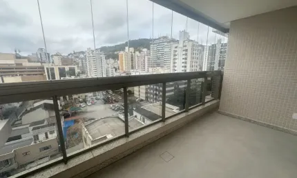 Lindo apartamento de 3 dormitórios no centro de florianópolis