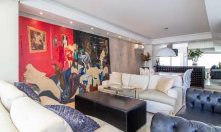 LINDO APARTAMENTO DE 3 DORMITÓRIOS NO CENTRO DE FLORIANÓPOLIS