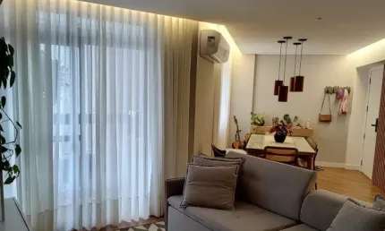 LINDO APARTAMENTO DE 3 DORMITÓRIOS NO CENTRO DE FLORIANÓPOLIS