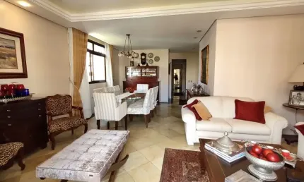 ÓTIMO APARTAMENTO DE 4 DORMITÓRIOS NO CENTRO DE FLORIANÓPOLIS