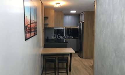 LINDO APARTAMENTO DE 1 DORMITÓRIO NO CENTRO DE FLORIANÓPOLIS