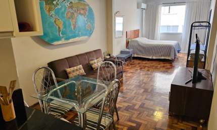 APARTAMENTO DE 1 DORMITÓRIO NO CENTRO DE FLORIANÓPOLIS