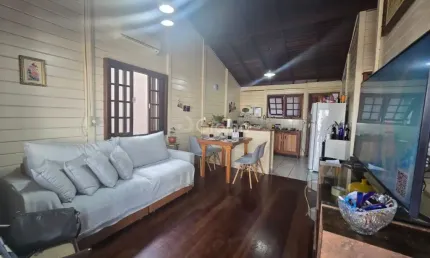 Casa residencial de 3 dormitórios no centro de florianópolis