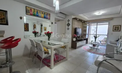 APARTAMENTO DE 2 DORMITÓRIOS NO CENTRO DE FLORIANÓPOLIS