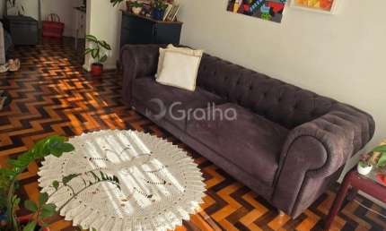 CASA RESIDENCIAL DE 3 DORMITÓRIOS NO CENTRO DEFLORIANÓPOLIS