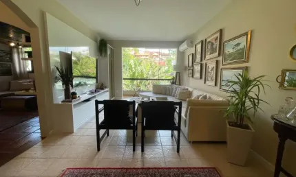 Casa residencial com 4 quartos localizada no bairro pantanal