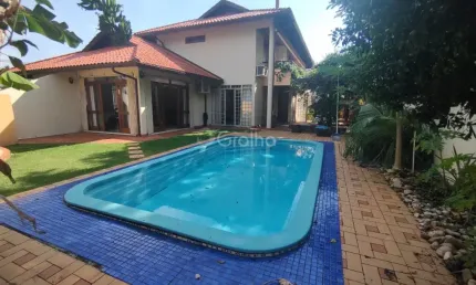 Casa 5 quartos sendo 3 suítes no córrego grande em florianópolis