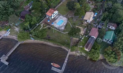 Casa residencial de 3 dormitórios no bairro lagoa da conceição