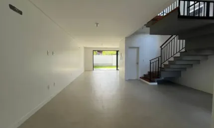 Casa com 3 suítes  no bairro lagoa da conceição em florianópolis - sc