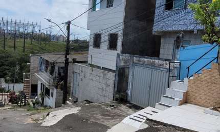 Vila São Francisco   casa dois pavimentos  210.000,00