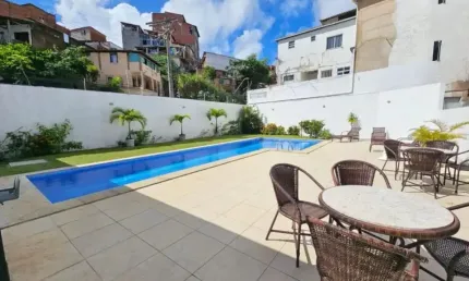 Apartamento com 2 quartos para alugar na Rua Marcos Pinheiro, 68, Piatã, Salvador
