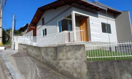 Casa com 2 quartos à venda em Benedito, Indaial 