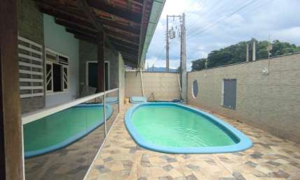 Casa com 3 quartos para alugar na Rua Sant'Ana, Benedito, Indaial
