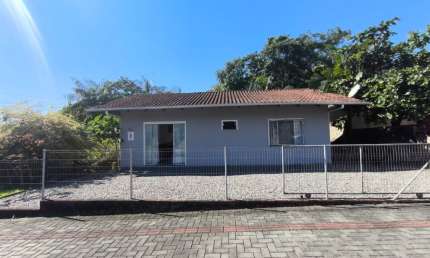 Casa com 2 quartos para alugar na Rua Sete de Setembro, Pomeranos, Timbó