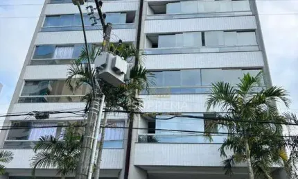 Apartamento com 3 dormitórios à venda, 147 m² por R$ 1.550.000,00 - Atiradores - Joinville/SC