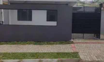Casa com 3 quartos à venda no Iguaçu, Araucária 
