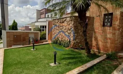 Residencial Esplanada - Casa à venda no bairro Jardim Donalísio - Salto/SP