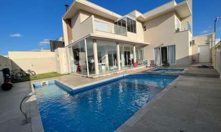 Casa Sobrado, 4 Dormitórios (2 suítes), Condomínio Monaco Urbanova - Sjc.